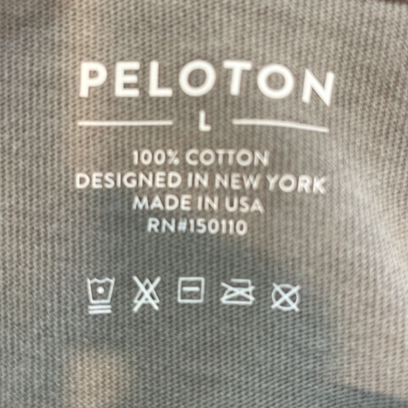 Peloton Long Sleeve Tee excellent condition - Picture 5 of 5